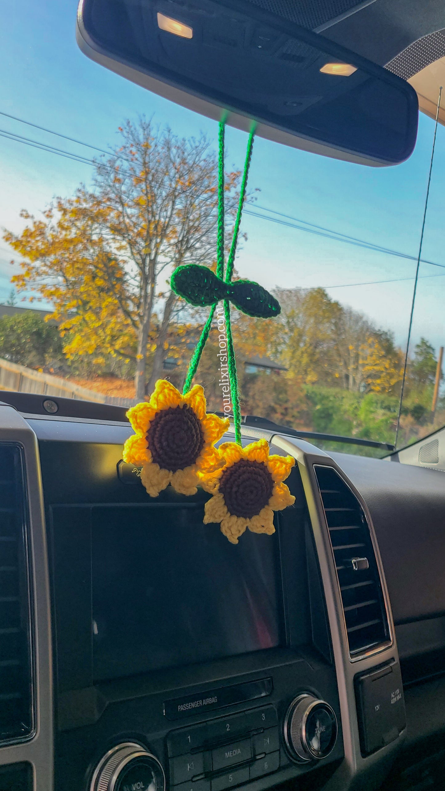 Hanging crochet Sunflowers π»
