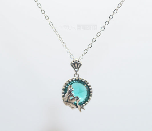 Conjunto de collar y pendientes de sirena en plata de ley