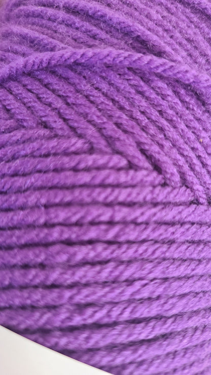 Llavero de crochet con tulipán