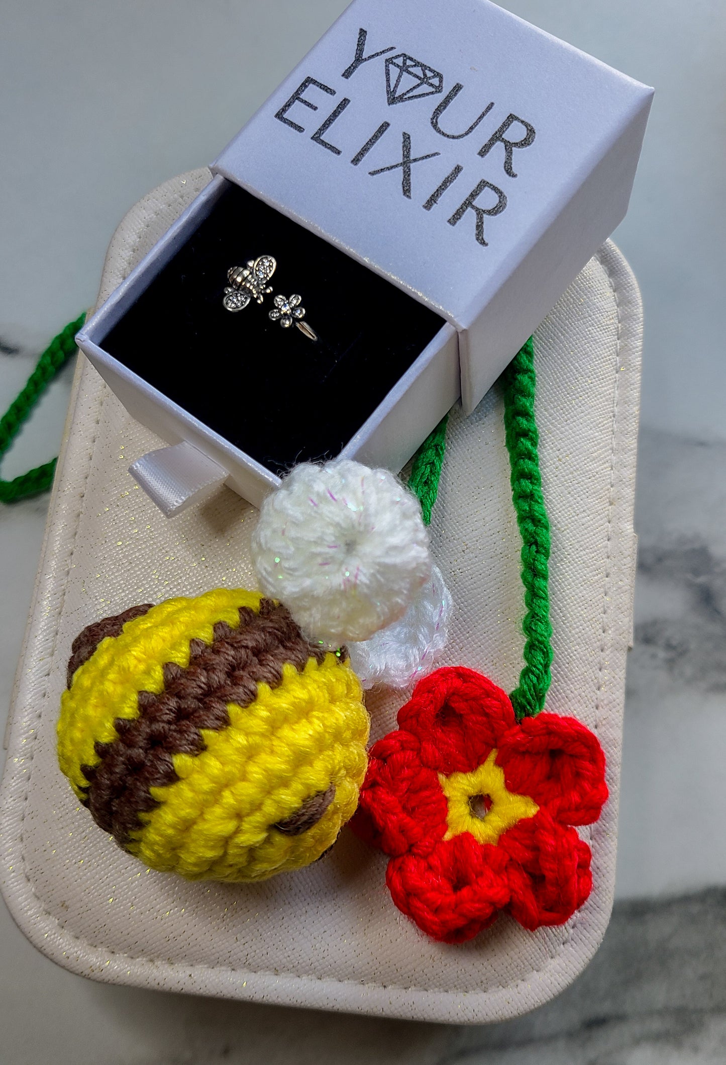Paquete de crochet colgante y anillo de abeja 🐝
