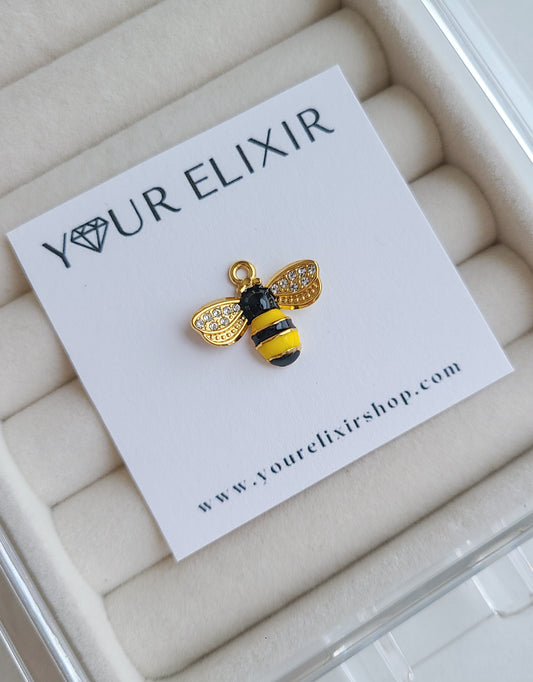 Queen bee ๐ charm