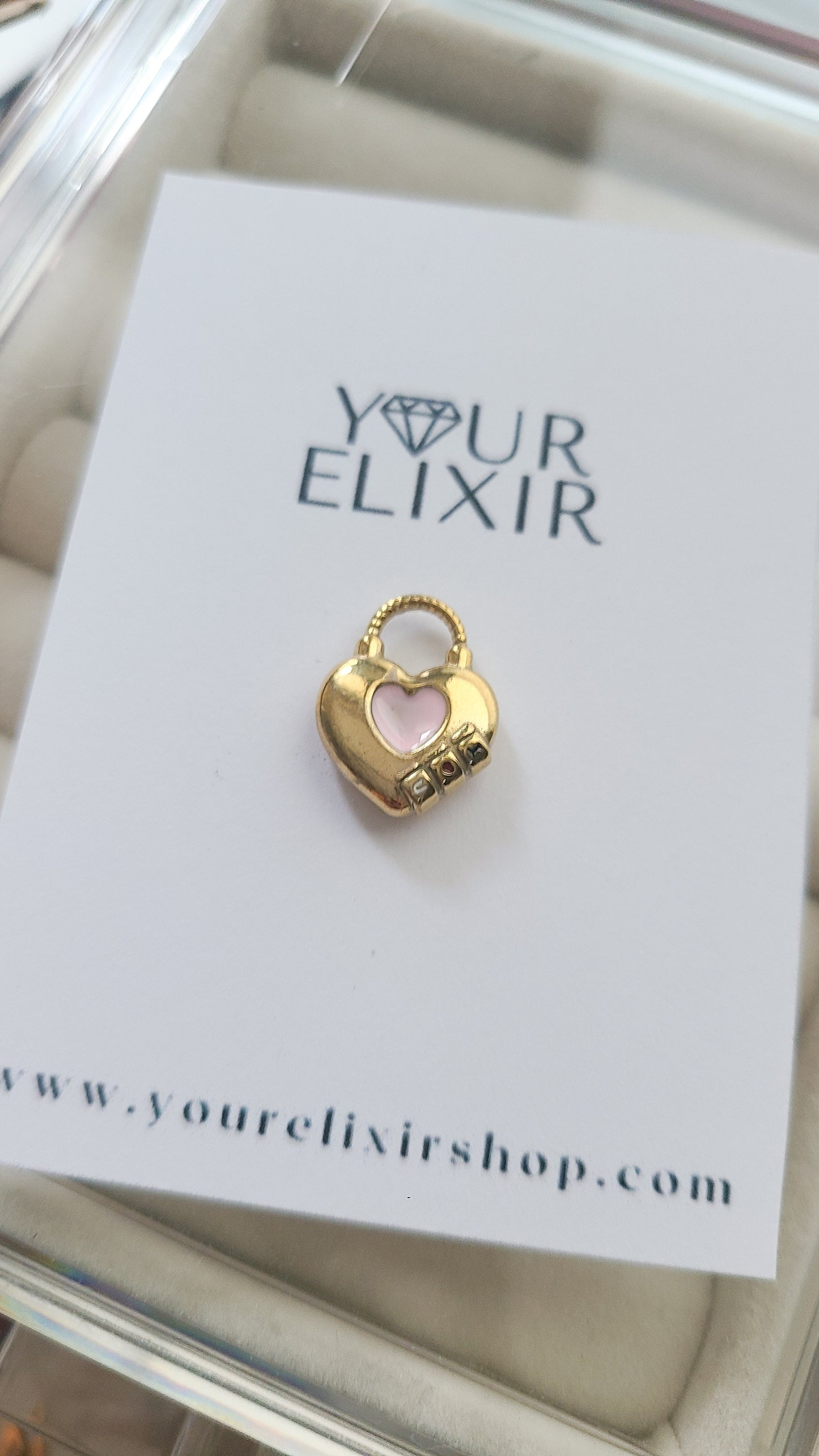 Charm de corazón bloqueado 🔒