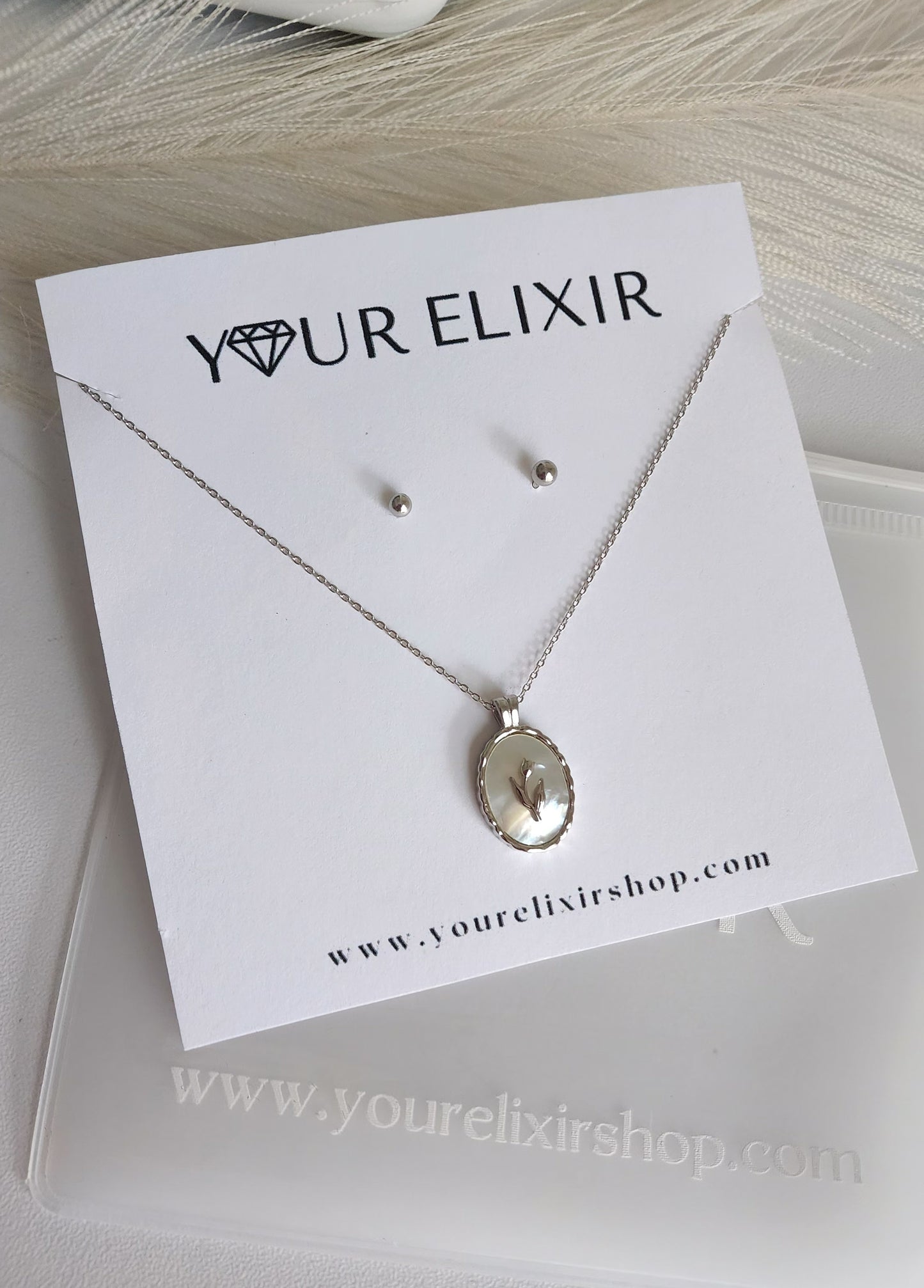 Collar con colgante de tulipán en plata de ley + mini botón
