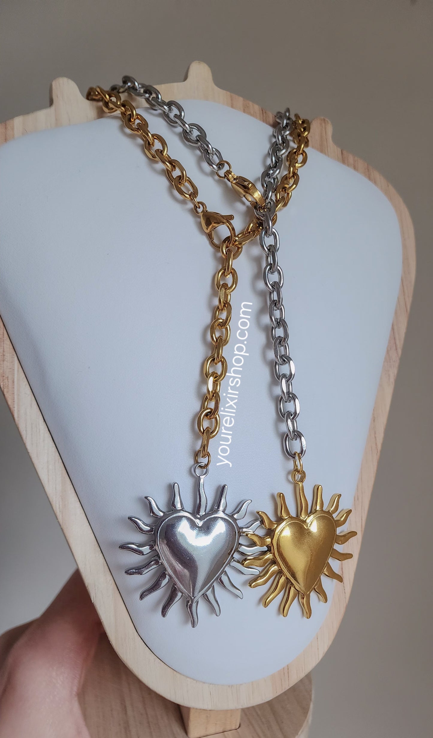 Amelia two tone necklace