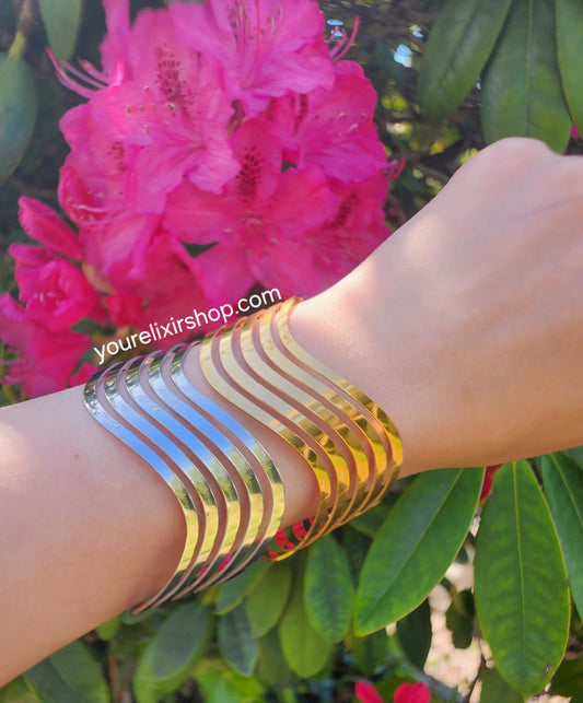 Calypso Curve Open Bangle