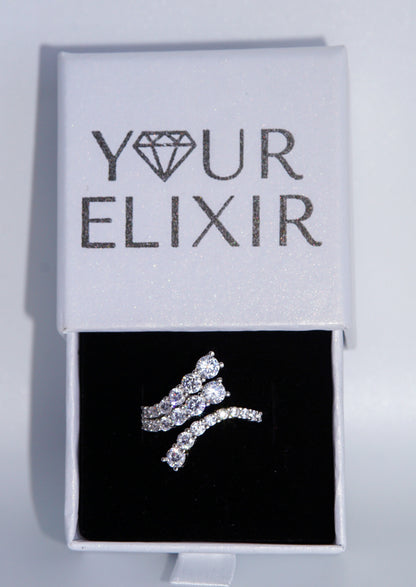 Anillo lujoso de plata de ley