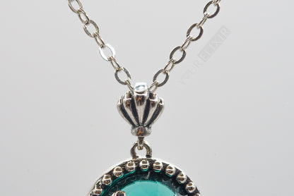 Conjunto de collar y pendientes de sirena en plata de ley