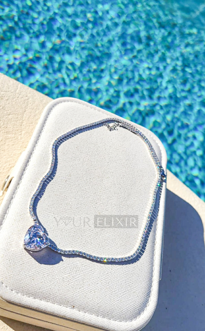Collar de corazón de lujo en plata de ley