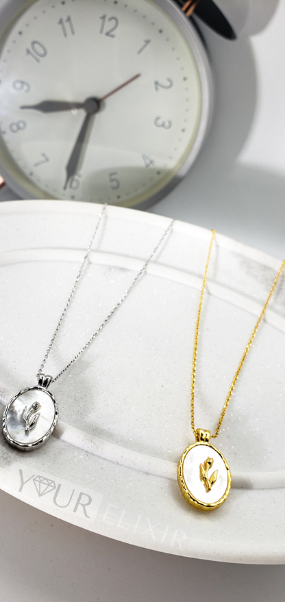 Collar con colgante de tulipán en plata de ley + mini botón
