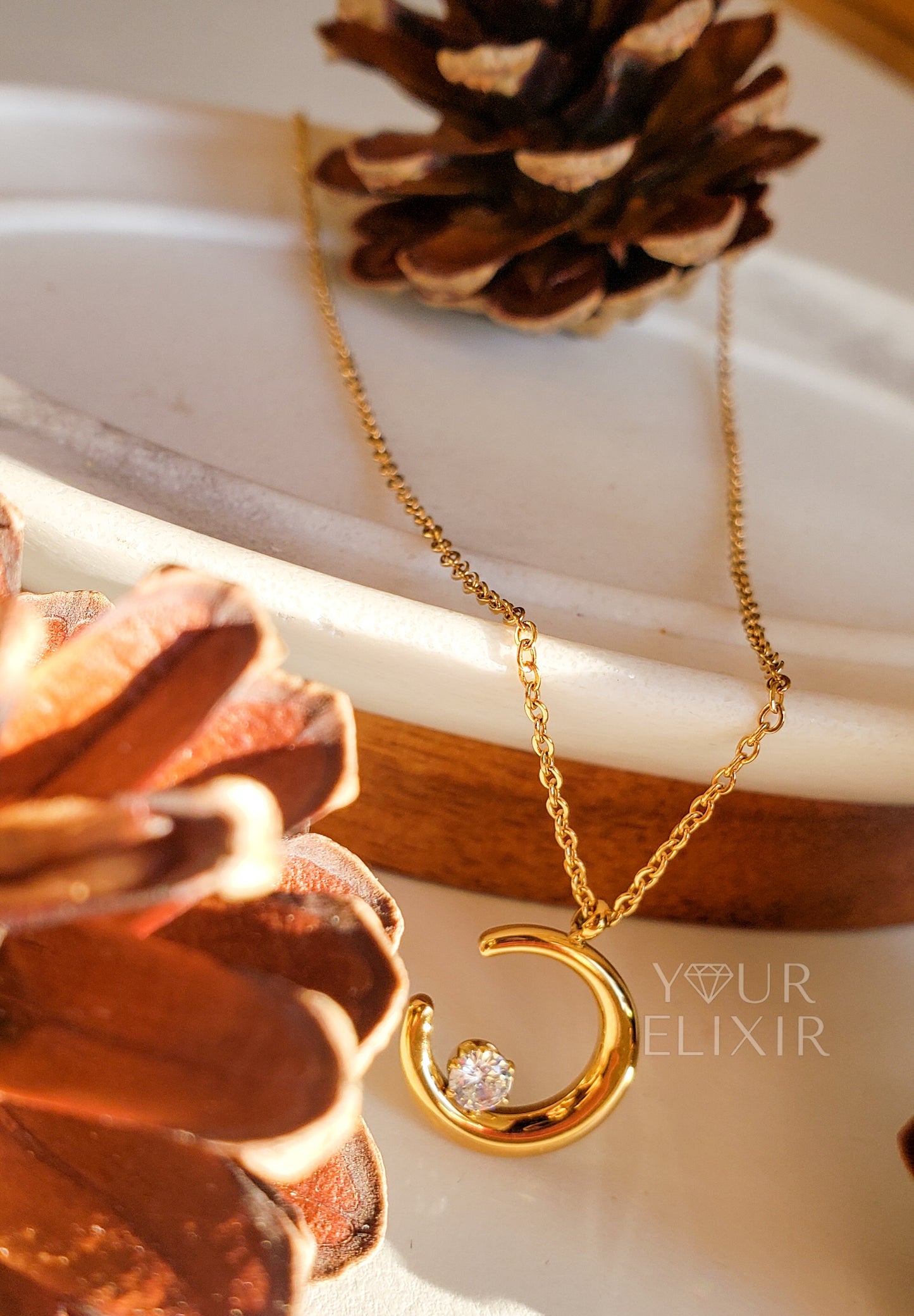 Collar de luz de luna