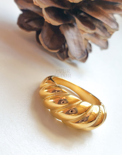 Anillo de chica francesa