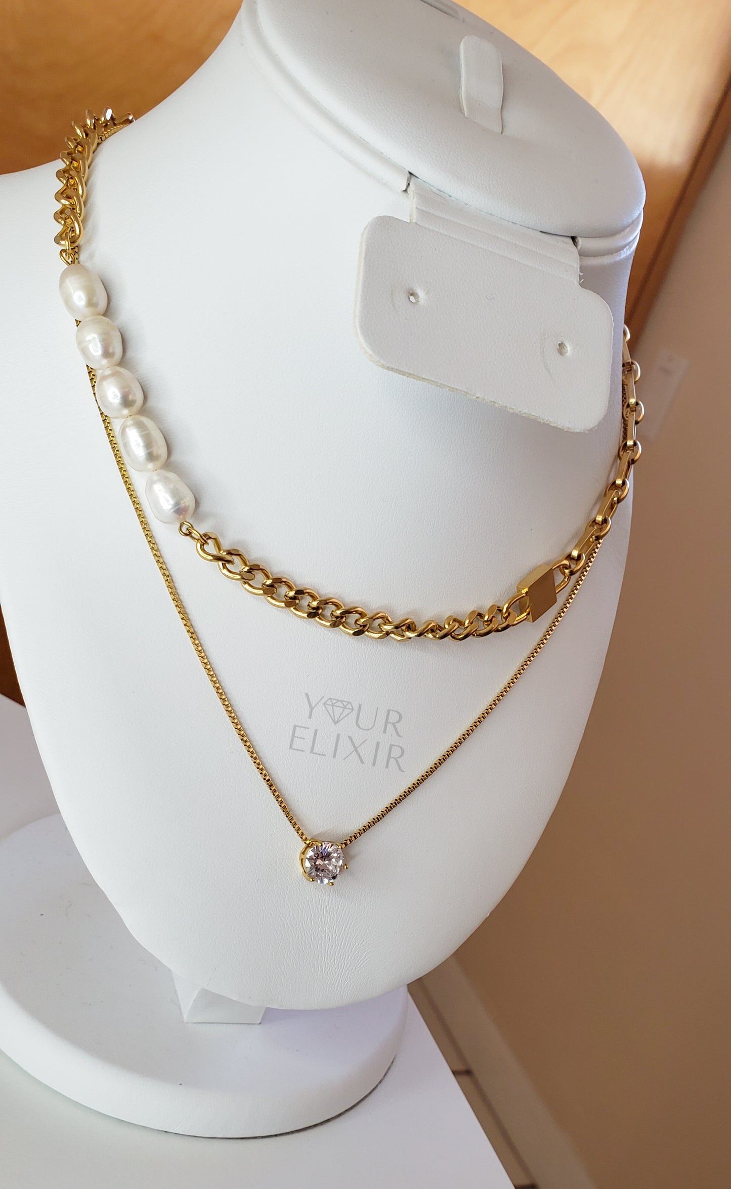 Collar elegante